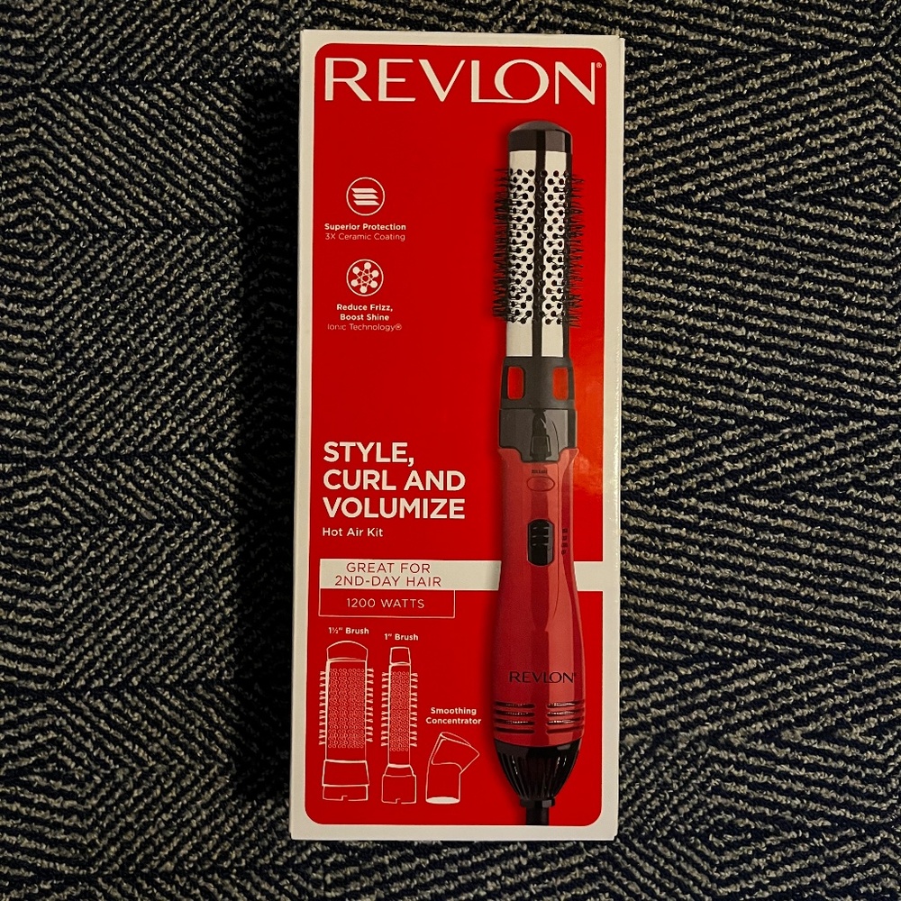 Revlon Style,Curl and Volumize Hot Air Kit NIB